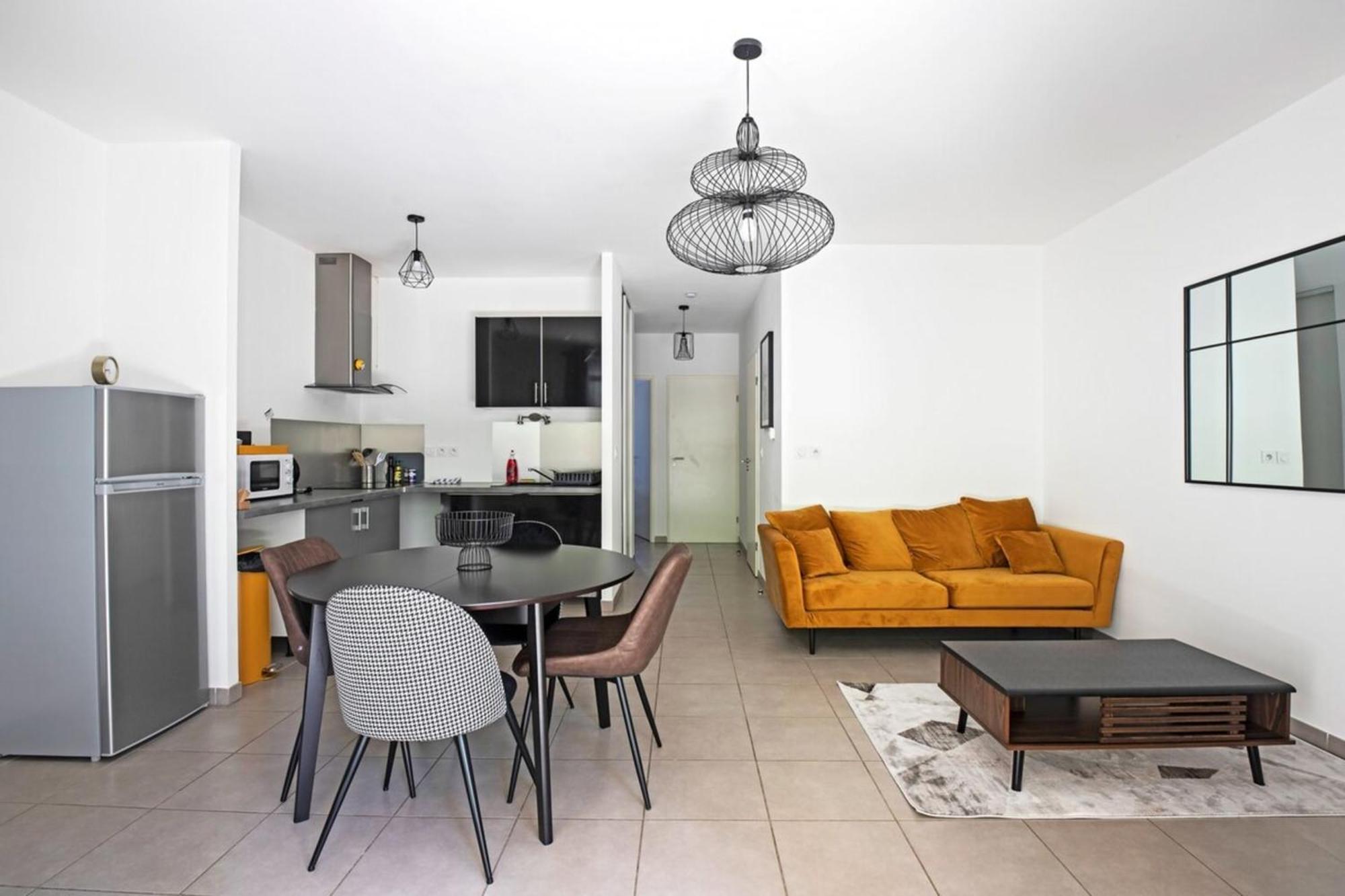 Le Juvignacois- 2 Bedrooms And Large Terrace ! ภายนอก รูปภาพ